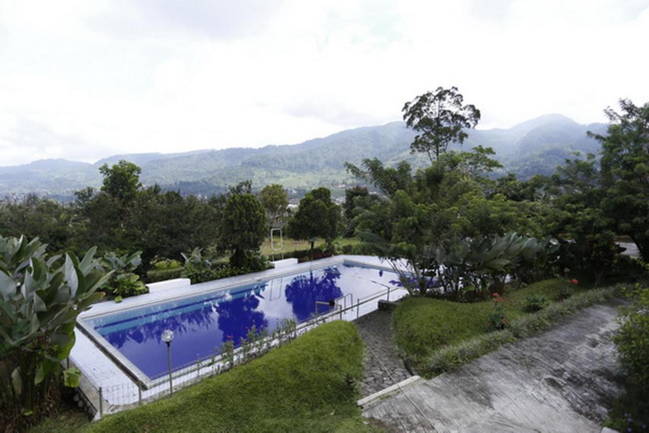 Villa Alam Indah By Anrha Bogor Extérieur photo
